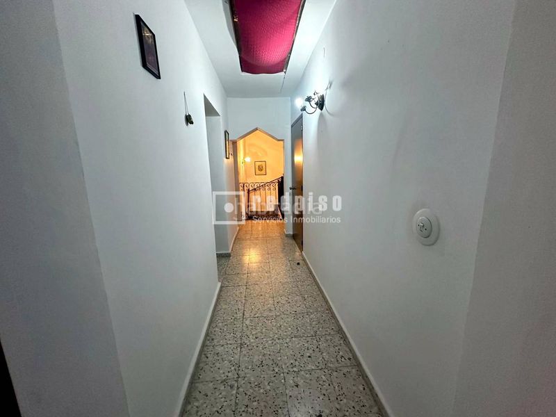 Foto 69baf0e8-d7b6-4af7-ae0f-0bcf27817f82. Casa amb calefacció aparcament a Dosbarrios