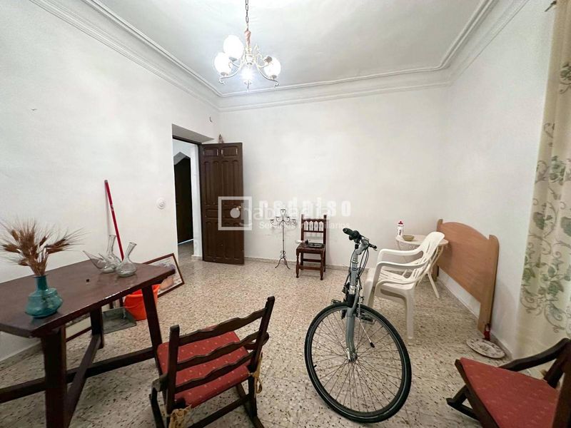 Foto 70c7cbef-c175-462e-8f6d-b64137bb3702. Casa amb calefacció aparcament a Dosbarrios