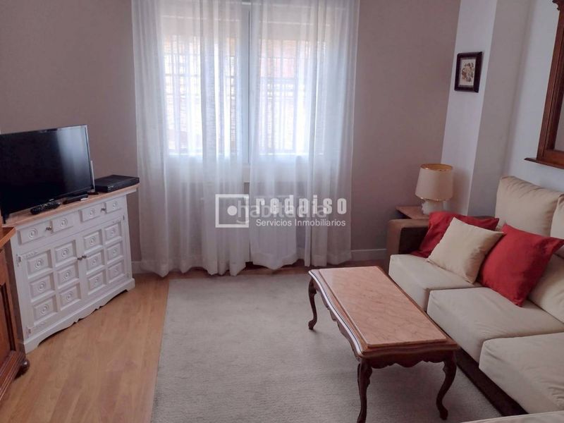 Foto b321a172-dadc-4e43-8dbe-c5ba6343069c. Affitto appartamento con riscaldamento parcheggio piscina in Toledo