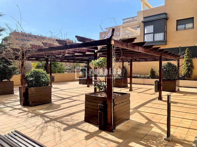 Foto 0ecf9d62-c605-4ce7-a64e-5d986dc95f8d. Pis amb calefacció aparcament piscina a PAU de Carabanchel Madrid