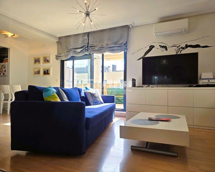 Foto ee624d42-d199-494b-886c-b675a6db832e. Pis amb calefacció aparcament piscina a PAU de Carabanchel Madrid