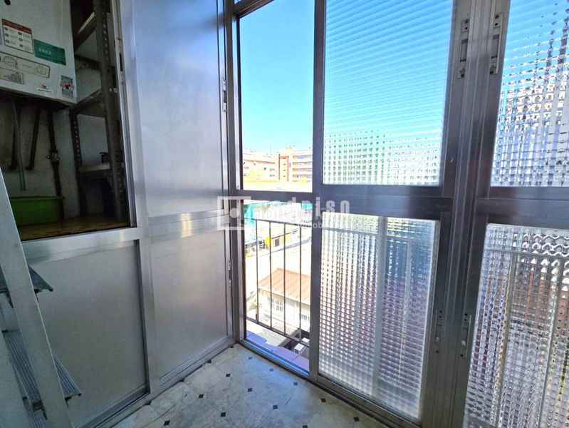 Foto d69b9a6c-52a9-4d8e-bcff-ce6f51854b10. Piso en Buena Vista Madrid