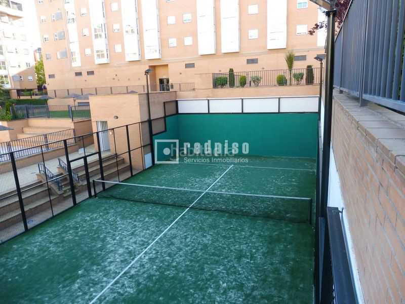 Foto 4c5cbc1a-4d68-4fa0-8dd2-36b33ee558cb. Pis amb calefacció aparcament piscina a PAU de Carabanchel Madrid