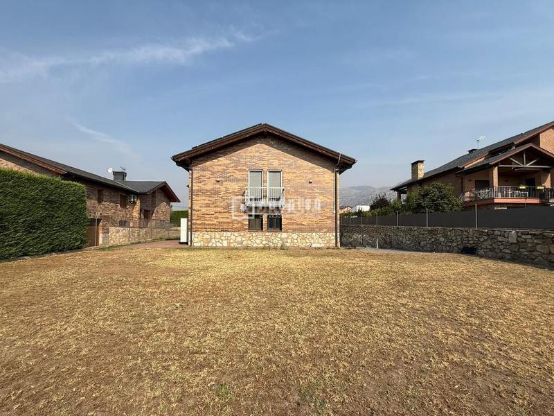 Foto 5bdba44f-aace-4e4e-9dae-2c7b29569a69. Chalet perfecto chalet en el boalo en Boalo (El)