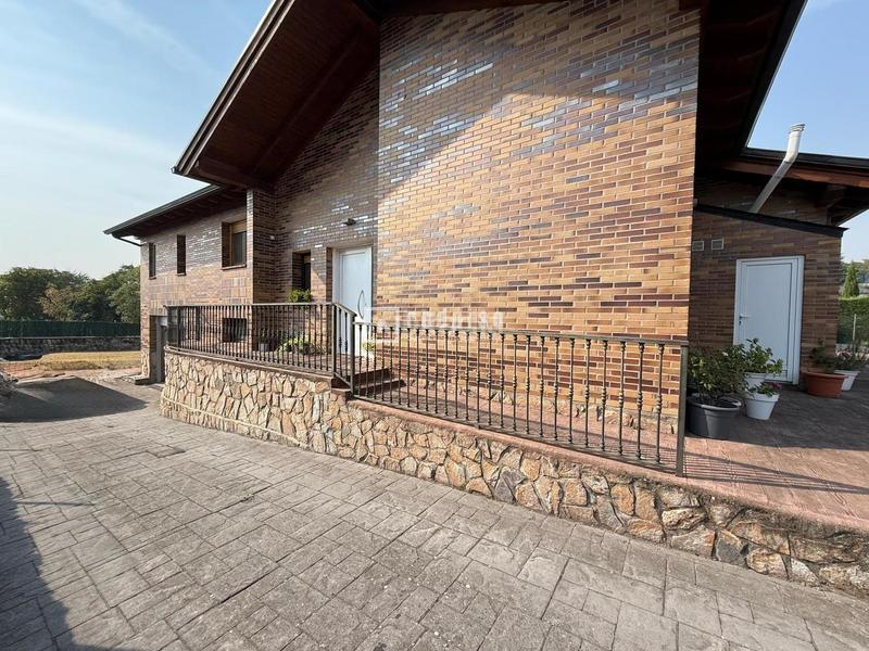 Foto bbb8ac94-6edf-4503-ab81-4b5928b1985a. Chalet perfecto chalet en el boalo en Boalo (El)