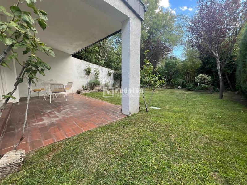Foto 4f556633-2034-4942-9cbe-56190014f7c1. Location chalet avec chauffage parking dans Collado Mediano