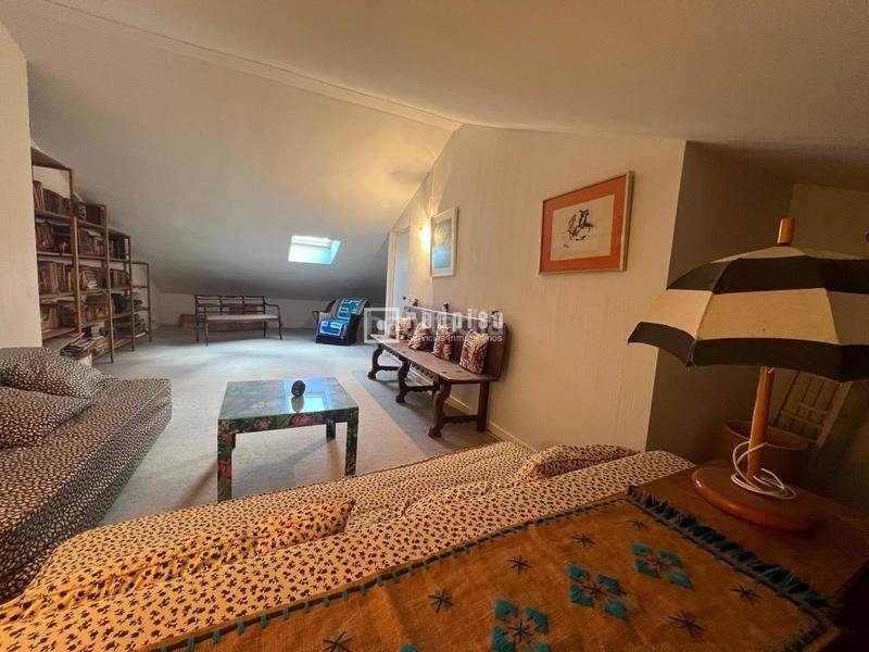 Foto 7d364b12-39c3-4d1c-b862-bcfc637fc6c0. Location chalet avec chauffage parking dans Collado Mediano