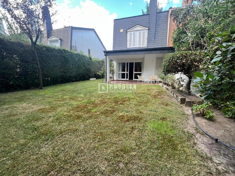 Foto aef6611b-1d35-4b5c-9a8b-42659196adc6. Location chalet avec chauffage parking dans Collado Mediano