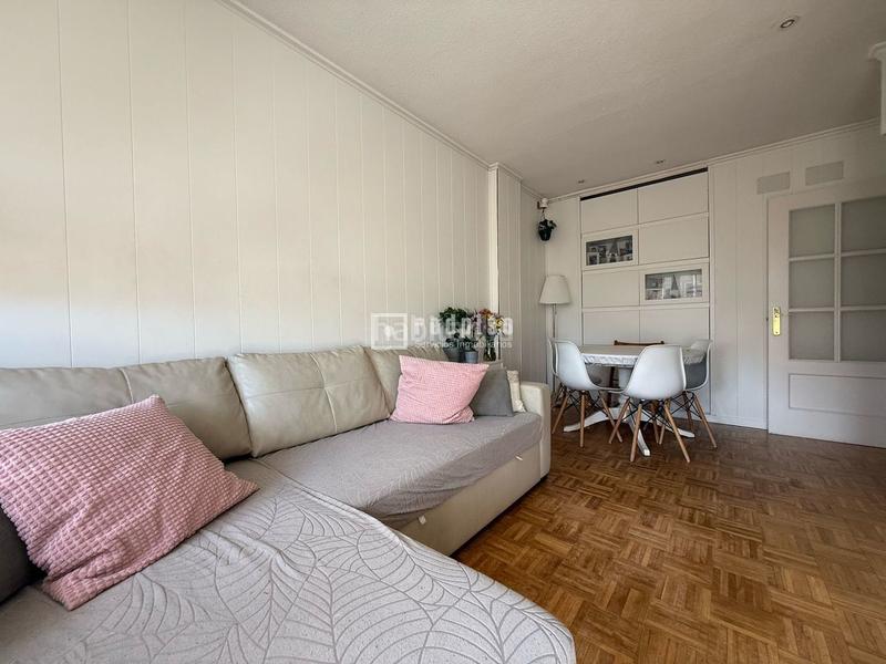 Foto b7dc8254-65ea-48f3-97ae-2e5032b33002. Appartamento con riscaldamento parcheggio piscina in Collado Villalba