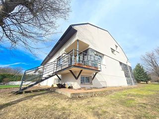 Chalet in Iglesia-Estación. Estupendo chalet en moralzarzal!