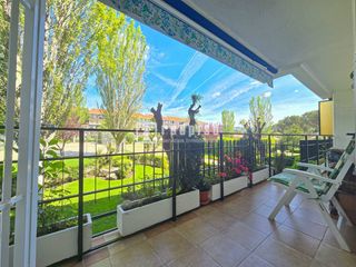 Flat in Parque de la Coruña-Las Suertes. Vivienda en parque de la coruña, bajo exterior reformado, listo