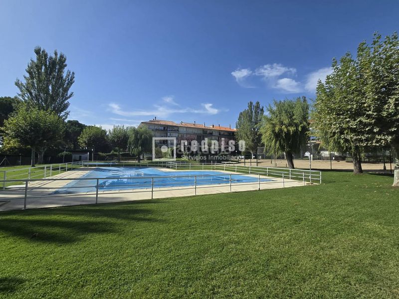 Foto f7046b05-da53-4f40-916d-8c349ec5b56d. Pis amb calefacció piscina a Parque de la Coruña-Las Suertes Collado Villalba