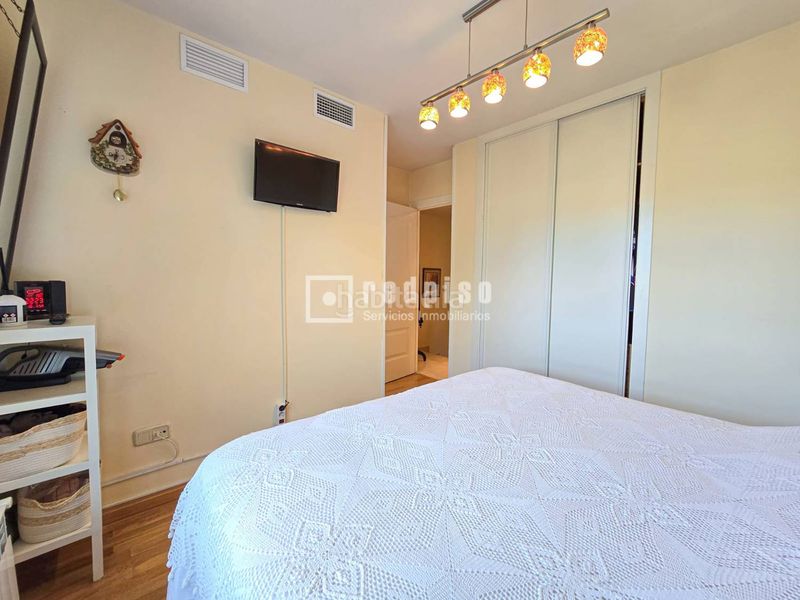Foto b00e7e24-a53e-40a5-aa22-af216e9846d4. Chalet avec chauffage parking piscine dans Parque de la Coruña-Las Suertes Collado Villalba