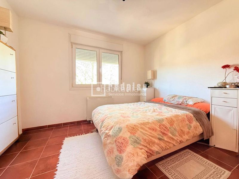 Foto 310e9647-762d-4f86-8bf0-7b17f3690918. Xalet amb calefacció aparcament a Los Ángeles de San Rafael Espinar (El)