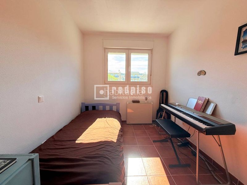 Foto 77dce64b-4f93-4097-b36b-1cc893fc6a8c. Xalet amb calefacció aparcament a Los Ángeles de San Rafael Espinar (El)