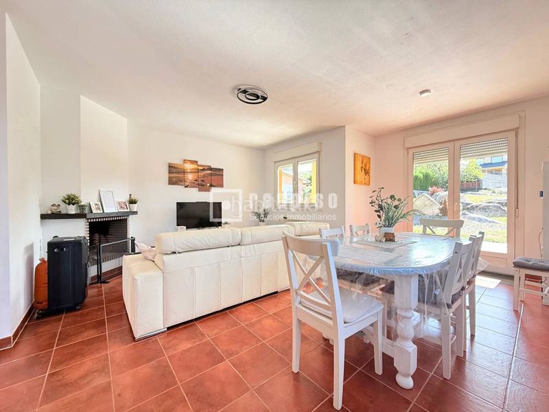 Foto 964a14ee-a2dc-4960-8c2d-2193c457dde5. Xalet amb calefacció aparcament a Los Ángeles de San Rafael Espinar (El)