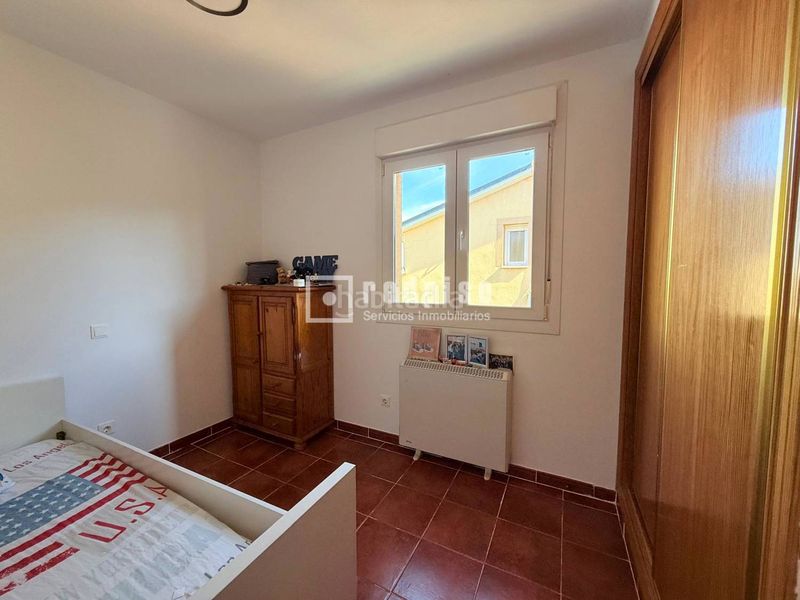 Foto 9846085b-908b-43eb-9b30-bdcd4c5d2921. Xalet amb calefacció aparcament a Los Ángeles de San Rafael Espinar (El)