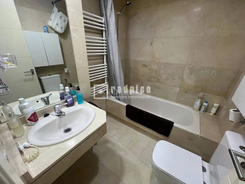 Foto 9fbf3053-3e0a-47ba-9637-a80055248e03. Pis amb calefacció aparcament a Carlos Ruiz Collado Villalba