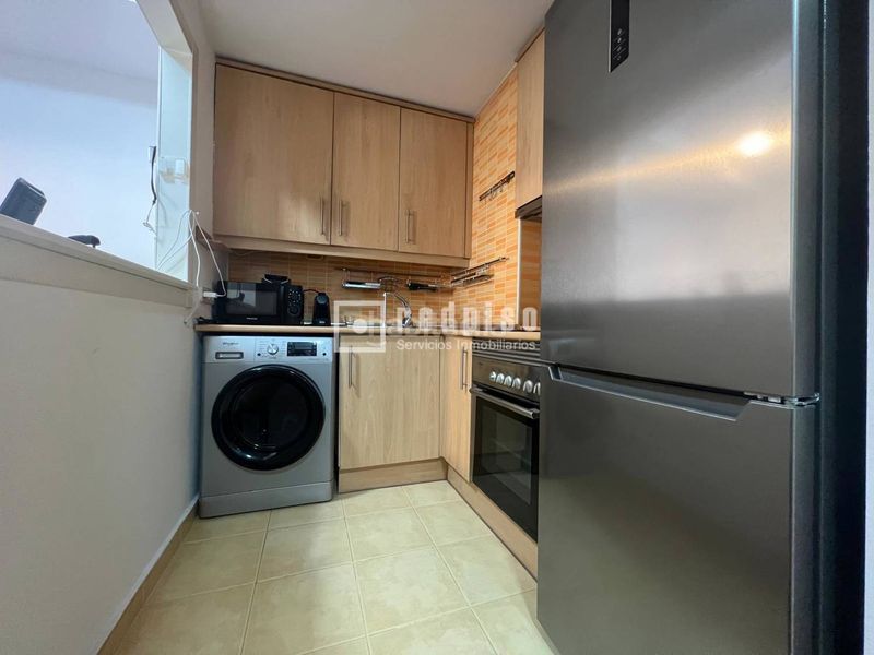 Foto ab787055-77db-4d1a-9ecd-50f74bfb91a5. Pis amb calefacció aparcament a Carlos Ruiz Collado Villalba