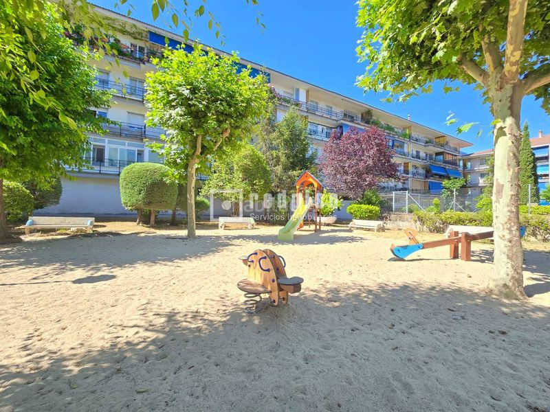 Foto 3553efee-6182-4306-aab2-2339d7a51569. Pis amb calefacció aparcament piscina a Parque de la Coruña-Las Suertes Collado Villalba