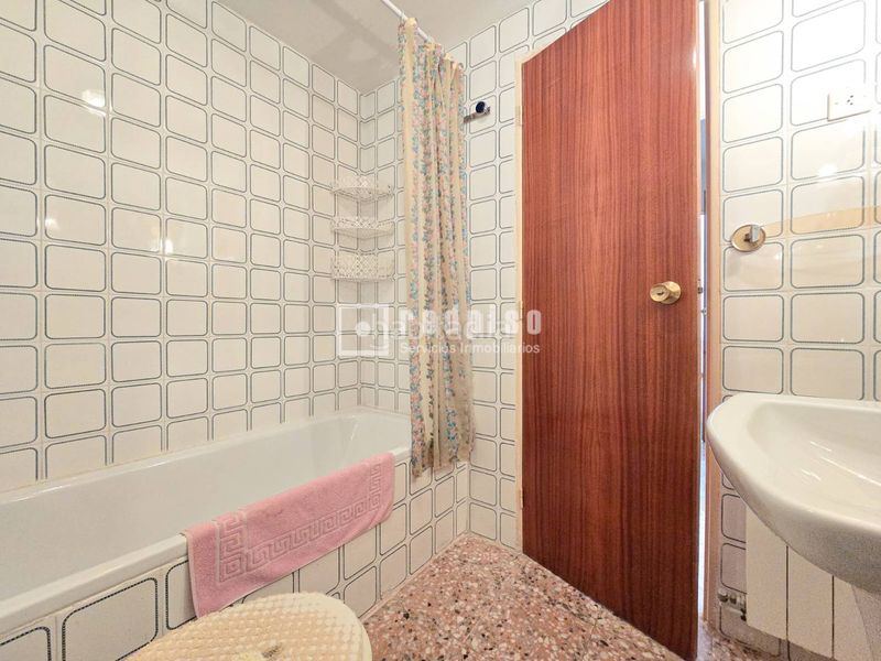 Foto bac4c50e-6951-493d-9d0e-b34fb4668552. Pis amb calefacció aparcament piscina a Parque de la Coruña-Las Suertes Collado Villalba