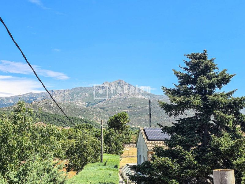 Foto 887cfa58-bb8a-494d-aa5a-4684b23d6875. Chalet mit heizung in Becerril de la Sierra