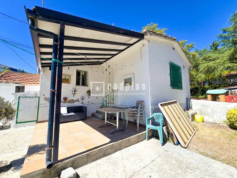 Foto 5dc6bfec-1e16-493c-bbb1-8d1cce9334dd. Casa amb calefacció aparcament piscina a Parque de la Coruña-Las Suertes Collado Villalba