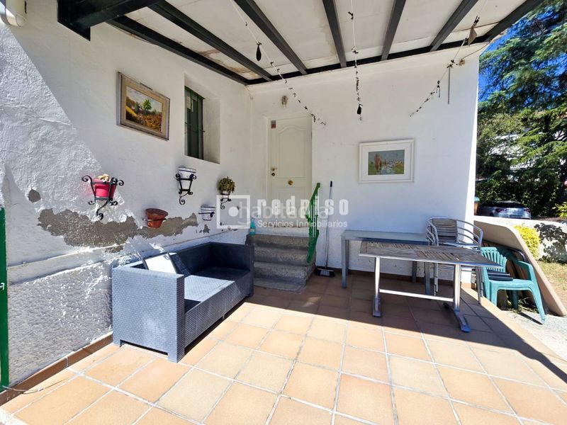Foto 5e685f76-d88d-4a86-a5c8-fb53b82088fd. Casa amb calefacció aparcament piscina a Parque de la Coruña-Las Suertes Collado Villalba