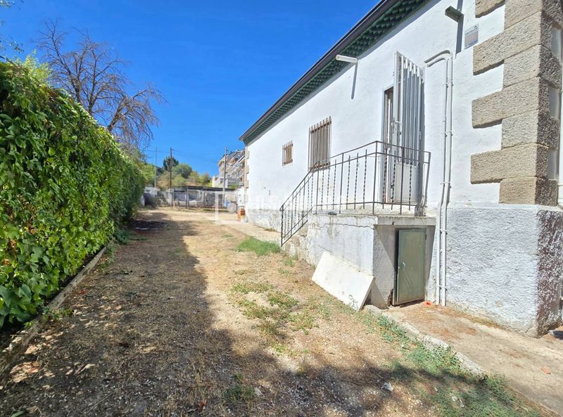 Foto a2723c74-a89b-4eb2-bf34-34878a3bea44. Casa amb calefacció aparcament piscina a Parque de la Coruña-Las Suertes Collado Villalba