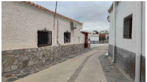 Foto ecb2404c-6d83-4a98-b34a-b1c47b7b4161. Piso en Tres Villas (Las)