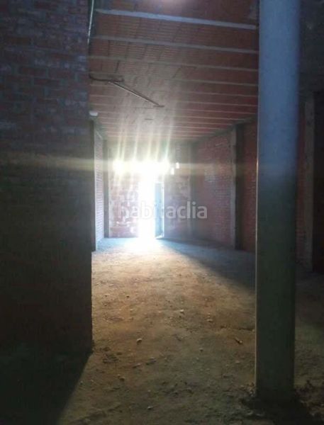 Foto e5b024c6-c680-4dd5-9223-7cff2082af6b. Local comercial a Mora