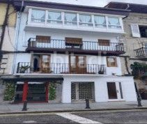 Foto 55398eca-7b14-495c-b393-ee4a3fb61398. Local comercial a Centro Laredo