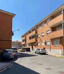 Car parking in Yunclillos