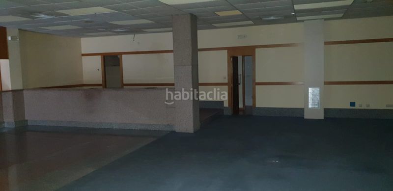 Foto d1e2abee-720e-44e8-8575-6770ae9f40b2. Local comercial a Toreno