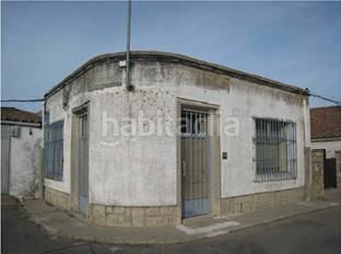 Foto c821ca53-db33-4821-b96c-450dea3555a7. Local comercial a Villar de Peralonso