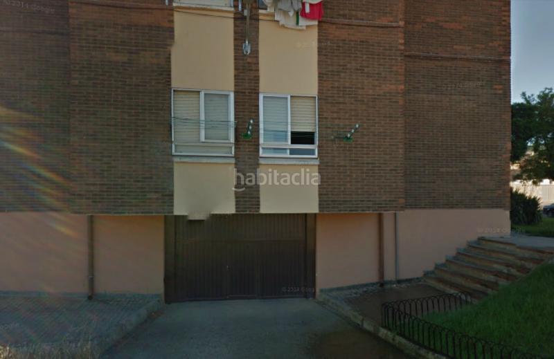 Foto 57487dd9-a7d5-430f-94a5-bfebd9fbb154. Aparcament cotxe a Astudillo