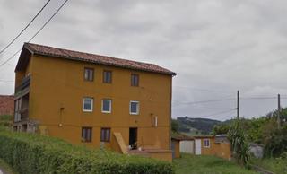 Aparcament cotxe a Galizano