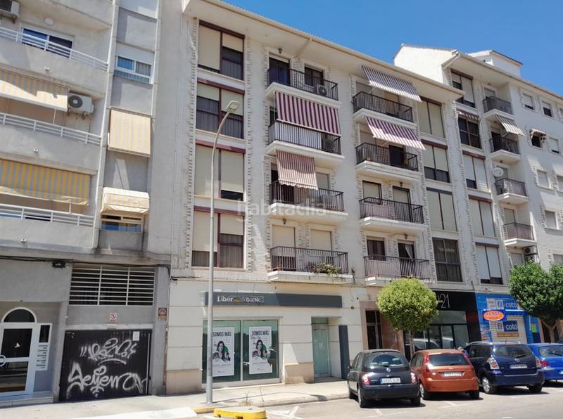 Foto b0c87f81-948e-4449-8050-cf3a132547e9. Local comercial en Centro Histórico Gandia