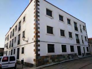 Aparcament cotxe a Caudete de las Fuentes
