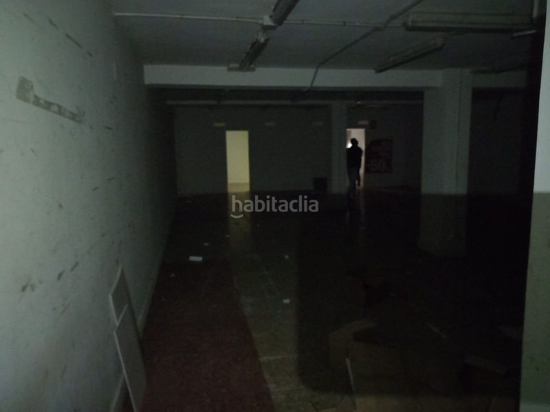 Foto ab50f8f0-6552-4a39-bda8-8fd2bf447ddd. Local comercial a Don Benito