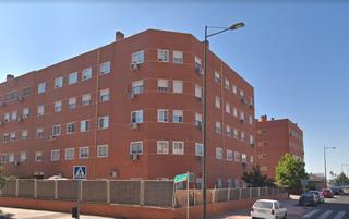 Car parking in Parla Este