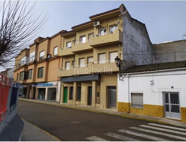 Foto 0f4cca18-3b09-402a-b302-aa399a0a2bb8. Local comercial a Moraleja