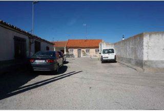 Haus in Larrodrigo