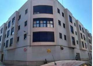 Etagenwohnung in Llombai