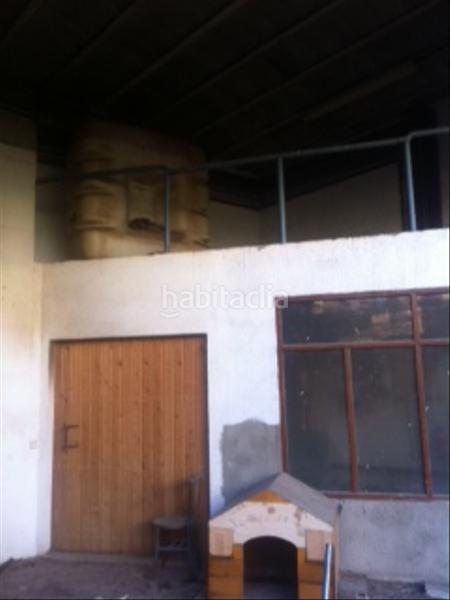 Foto 251d9df2-be2f-4bc2-a1e7-f4710ae32387. Geschäftsraum in Isona i Conca Dellà