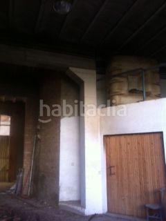Foto fe7ba8d2-3204-48f1-b12e-c2625dc8c25a. Local comercial a Isona i Conca Dellà