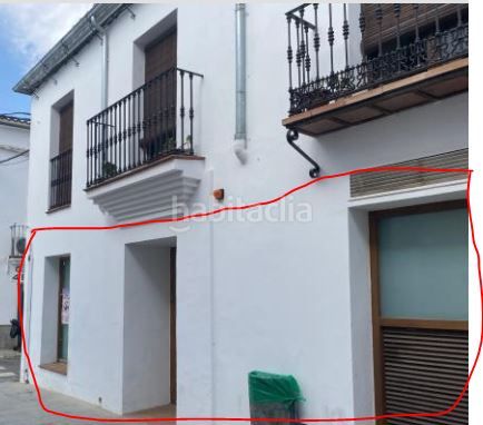 Foto f24c469c-d328-4f45-bc23-c2d8fafc0d94. Local comercial a Llerena