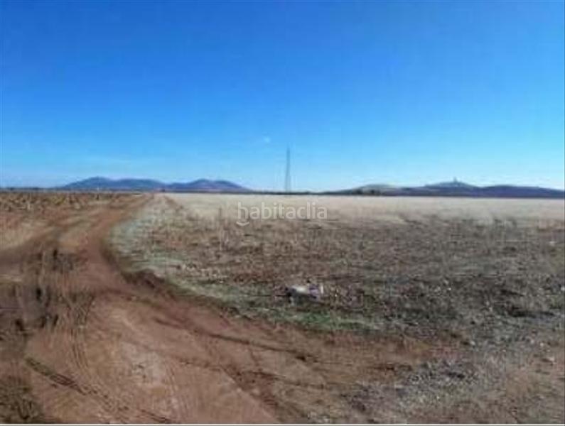 Foto af36eeff-f2db-4263-87f9-4bd704b7923f. Terreno residencial en Valdepeñas