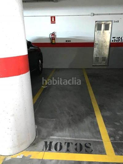 Foto 5075943f-5ee6-4ea3-a8ea-a97b03542b69. Aparcament cotxe a Zona de Punta Plata Estepona