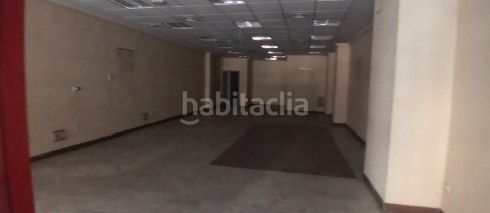 Foto f60ff20f-c102-4ebb-a06b-2ec35639cff6. Local comercial a Centro Cuenca
